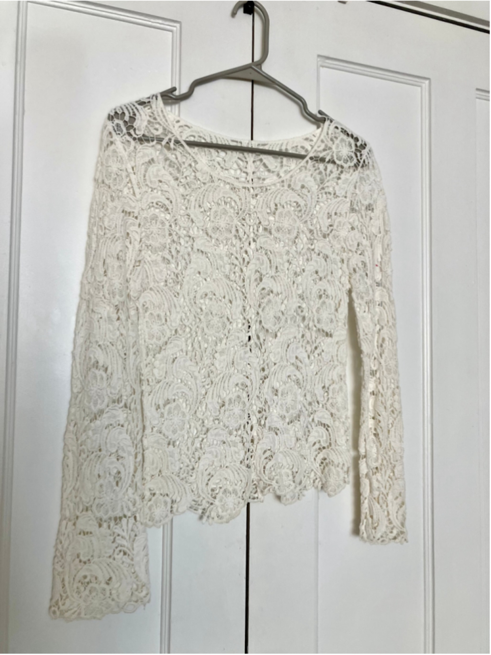 VINTAGE BOHO WHITE LACE LONG SLEEVE TOP